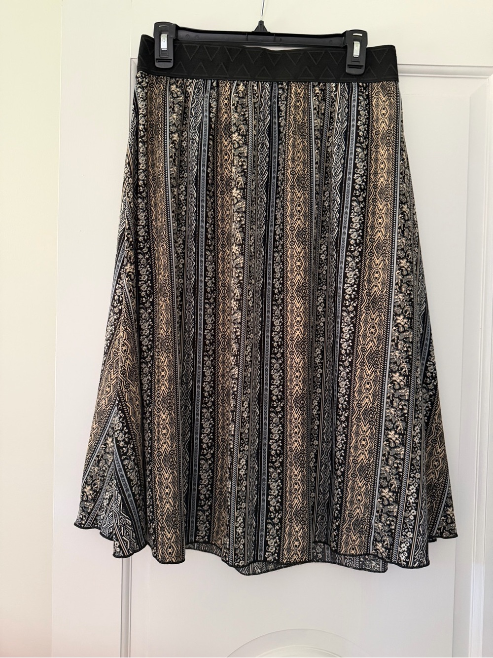 LuLaRoe Black and Tan Vertical Stripe A-Line Skirt
